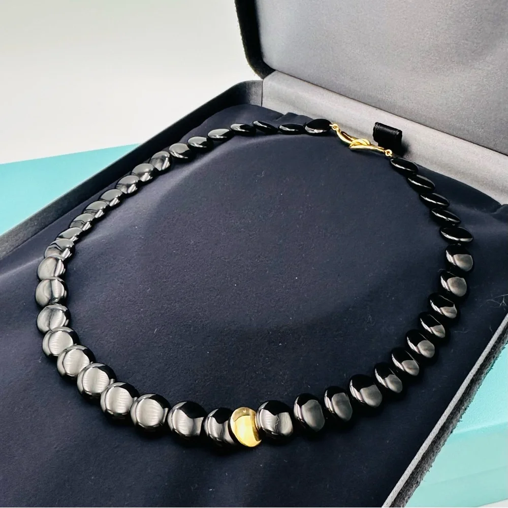 Vintage Tiffany & Co. Lentil Onyx 18K Yellow Gold Necklace 17” Presentation Box